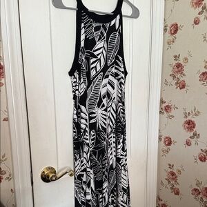🖤 Old Navy Black and White Leaf Pattern Maxi Dress Sz XL NEW
